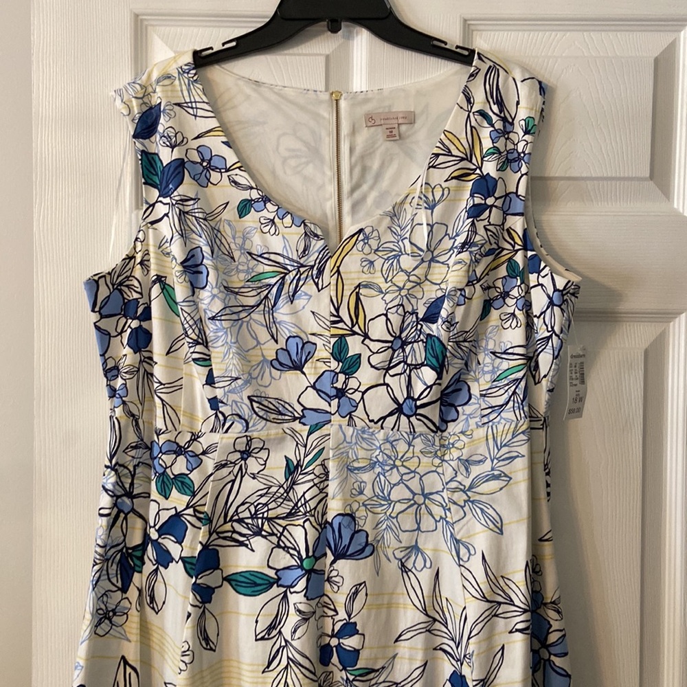 DRESSBARN Floral Blue and White Dress size 18 brand new length 38” bust 44”. - Picture 2 of 12
